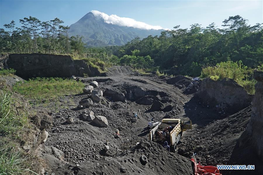 INDONESIA-YOGYAKARTA-MOUNT MERAPI-ERUPTION