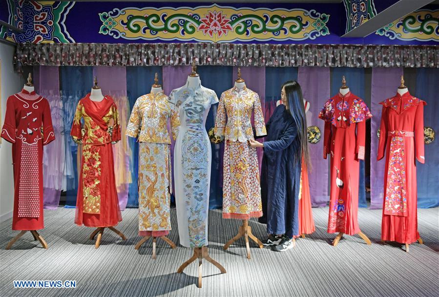 CHINA-SHENYANG-MANCHU EMBROIDERY(CN)