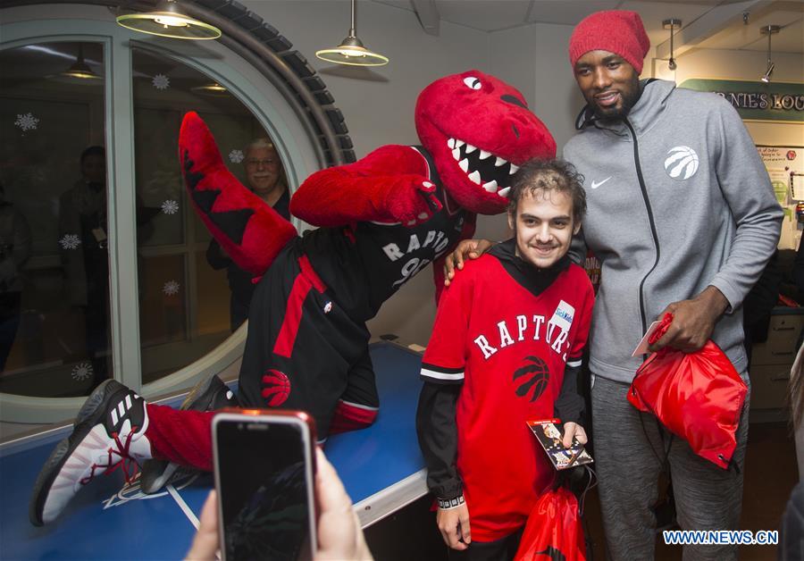 (SP)CANADA-TORONTO-NBA-RAPTORS-HOSPITAL FOR SICK CHILDREN-VISIT