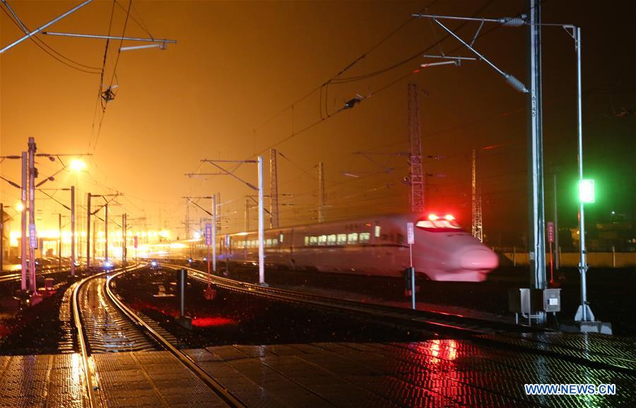 #CHINA-GUIYANG-HIGH-SPEED TRAIN-SPRING FESTIVAL-PREPARATION (CN)