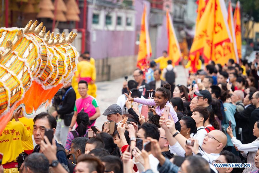 CHINA-MACAO-SPRING FESTIVAL-CELEBRATION-DRAGON DANCE (CN)