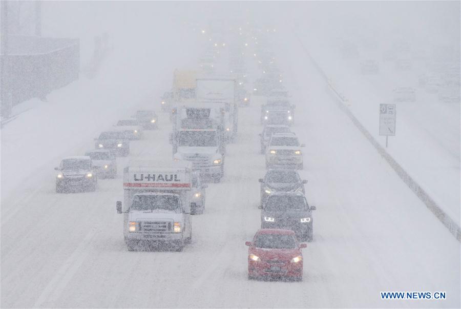 CANADA-TORONTO-SNOWFALL