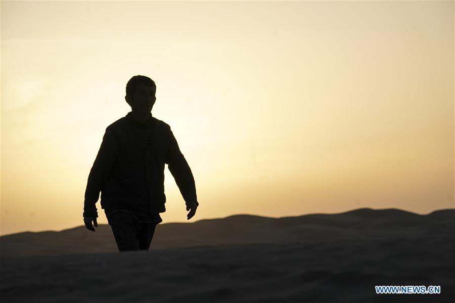 Xinhua Headlines: Farewell to the desert: fighting poverty the Chinese way