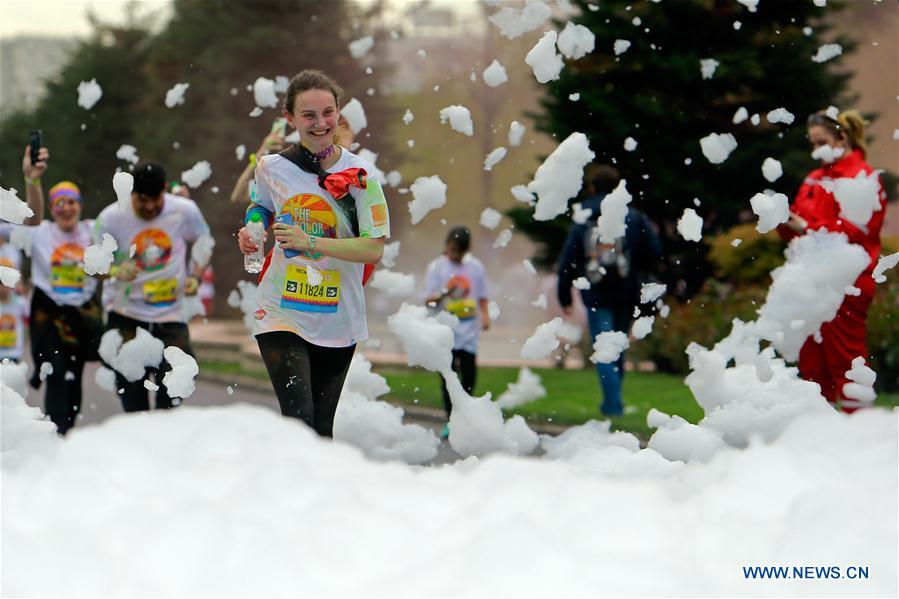 (SP)ROMANIA-BUCHAREST-COLOR RUN