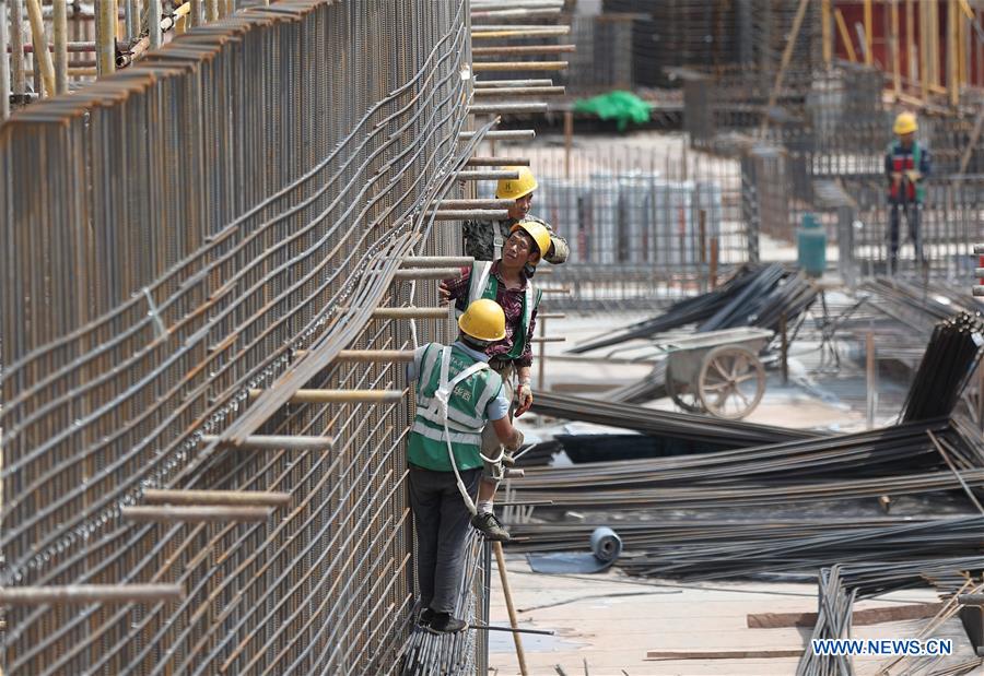 CHINA-CHENGDU-AIRPORT CONSTRUCTION (CN)