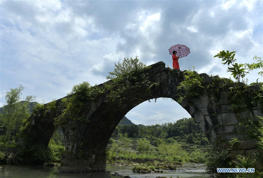 #CHINA-HUBEI-XUAN'EN COUNTY-ARCH STONE BRIDGE (CN)