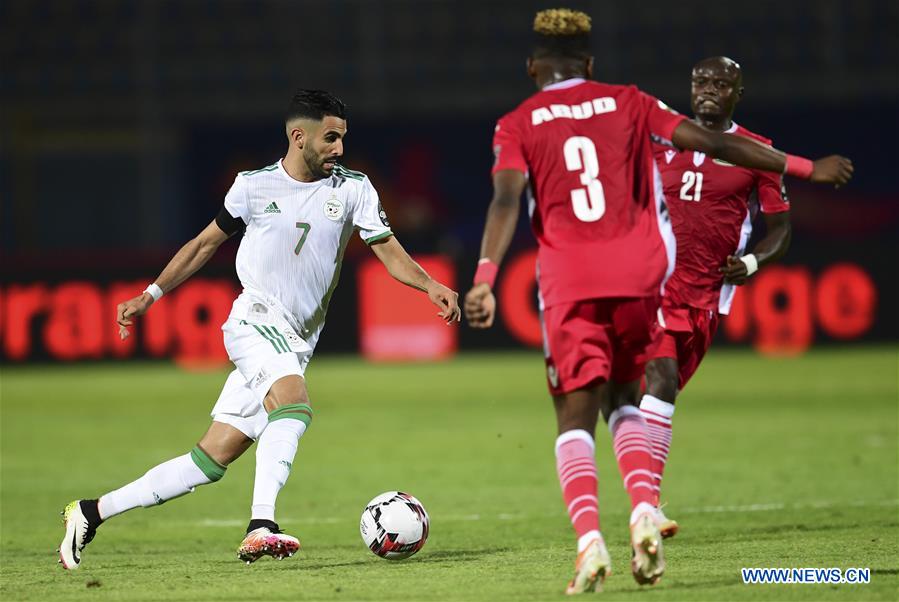 (SP)EGYPT-CAIRO-SOCCER-AFRICAN CUP-ALGERIA VS KENYA