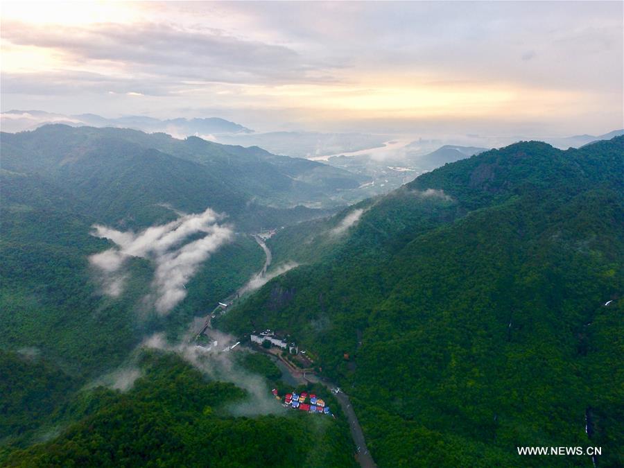 CHINA-FUZHOU-MOUNTAIN SCENERY (CN)