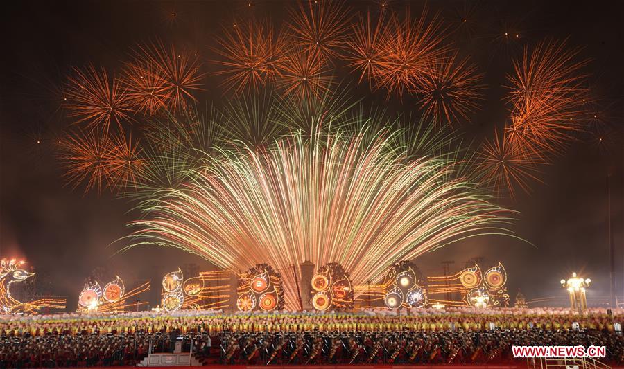 (PRC70Years)CHINA-BEIJING-NATIONAL DAY-CELEBRATIONS-EVENING GALA (CN)