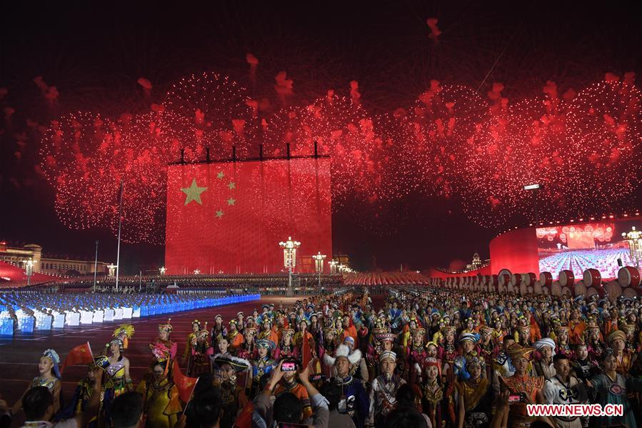 (PRC70Years)CHINA-BEIJING-NATIONAL DAY-CELEBRATIONS-EVENING GALA (CN)