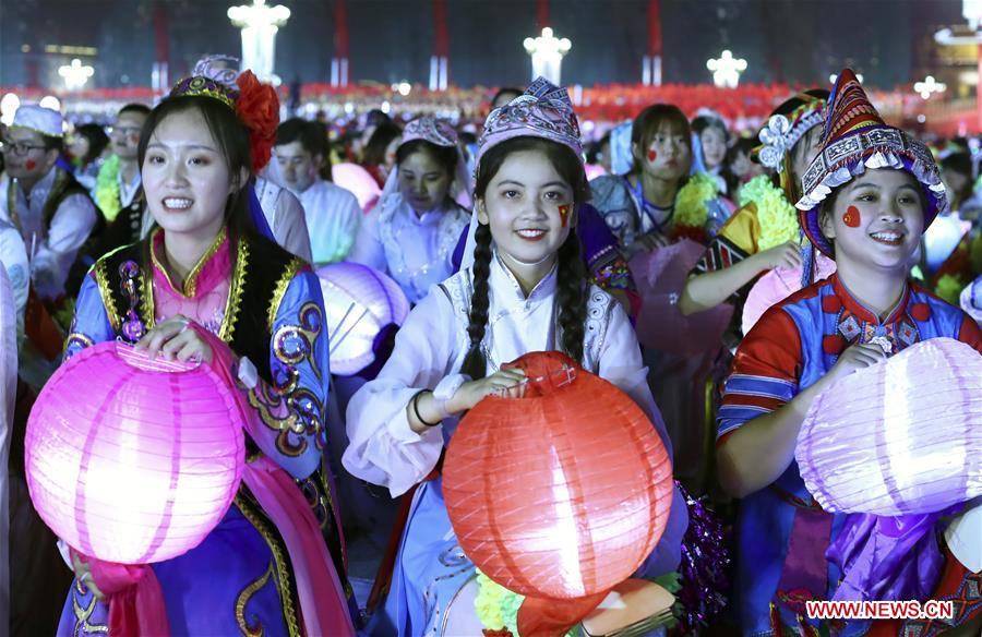 (PRC70Years)CHINA-BEIJING-NATIONAL DAY-CELEBRATIONS-EVENING GALA (CN)