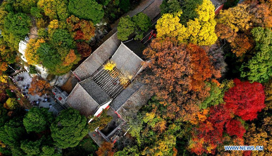 CHINA-SHAANXI-HUAZHOU-SHAOHUA MOUNTAIN-AUTUMN (CN)