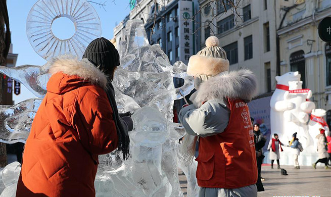 Highlights of national college ice sculpture competition in Harbin