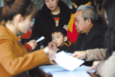 “喂兒童處方藥”幼兒園掛靠陜西宋基會(huì)