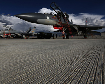 中國空軍高原機場圖賞