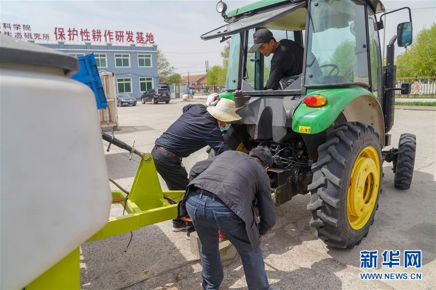 （在習近平新時代中國特色社會主義思想指引下——新時代新作為新篇章·習近平總書記關(guān)切事·圖文互動）（10）讓每一寸耕地都成為豐收的沃土——我國加強耕地保護推進“藏糧于地”