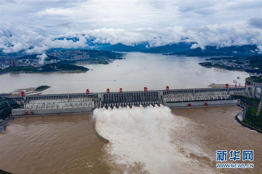 #（圖文互動）（1）三峽水利樞紐迎戰(zhàn)建庫以來最大洪峰