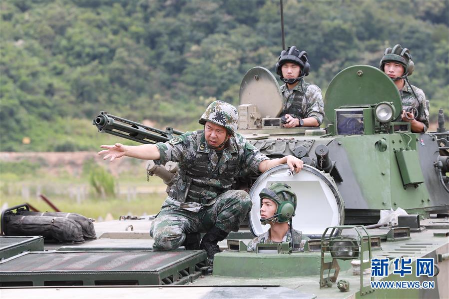 （圖文互動）（1）新時代的“勝戰(zhàn)先鋒”——第72集團(tuán)軍某旅兩棲裝甲技師譚斌生死沖鋒盡顯勝戰(zhàn)本色