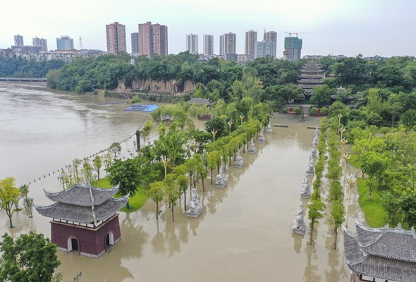 重慶潼南迎來(lái)過(guò)境洪水