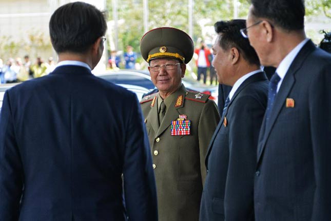 朝鮮高級代表團(tuán)抵達(dá)仁川 將出席亞運會閉幕式