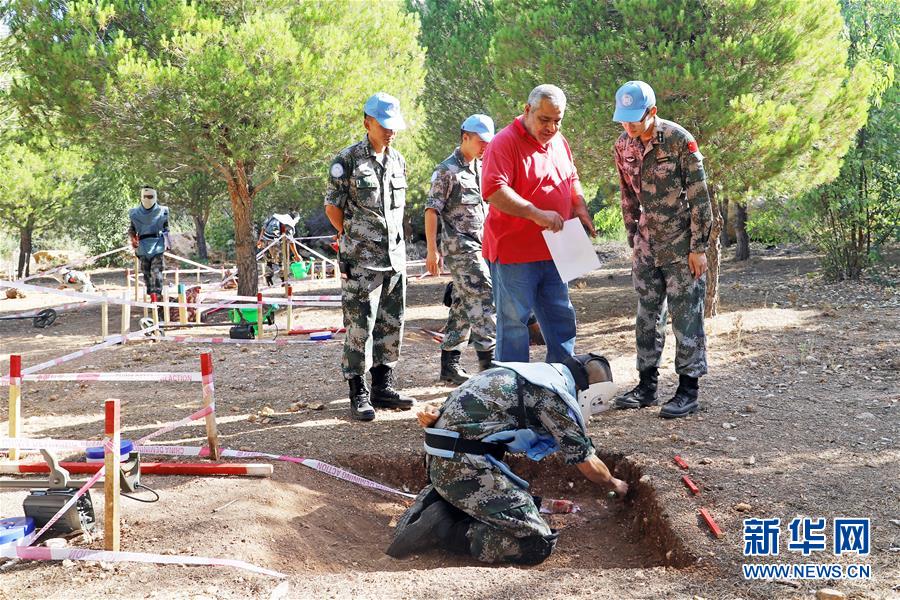 （國(guó)際）（3）中國(guó)新一批赴黎維和部隊(duì)獲得掃雷排爆資質(zhì)